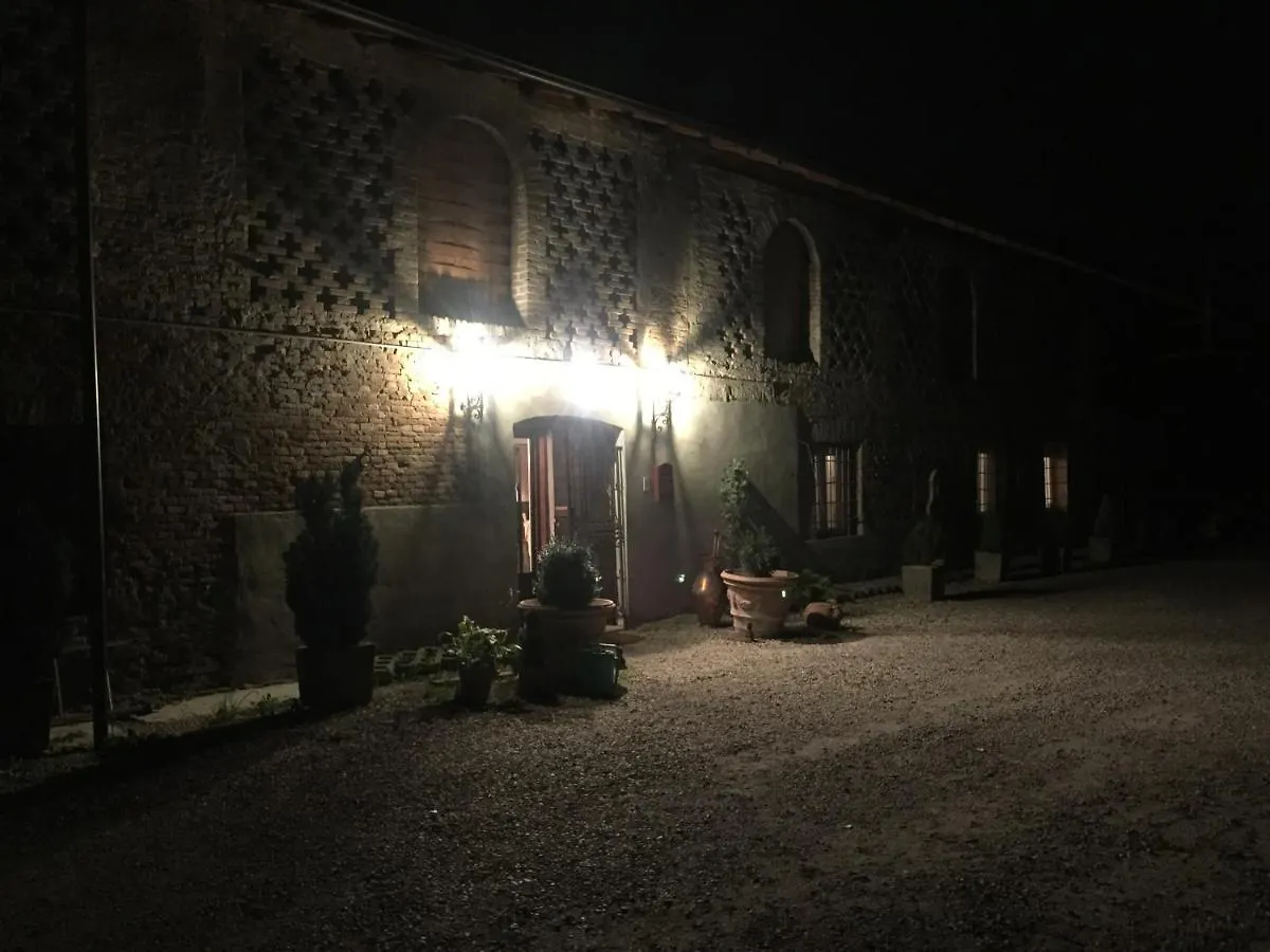 Bed and Breakfast Cascina la castagnara&tazio nuvolari Oriolo  Italia