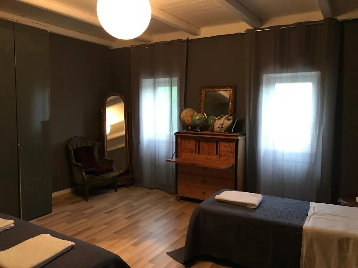 Bed and Breakfast Cascina la castagnara&tazio nuvolari Oriolo  Italia