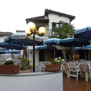 Dell'amicizia Hotel Seccheto